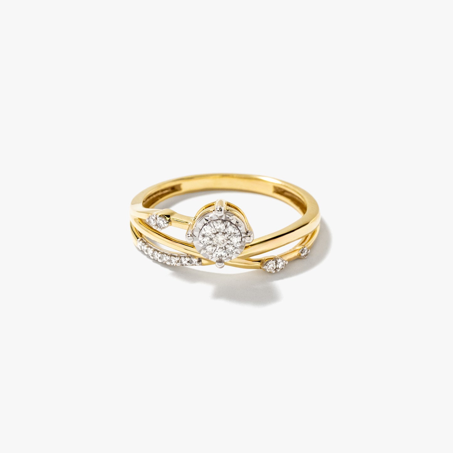 Diamond Cluster Ring in 10K Yellow and White Gold (0.10 ct tw)