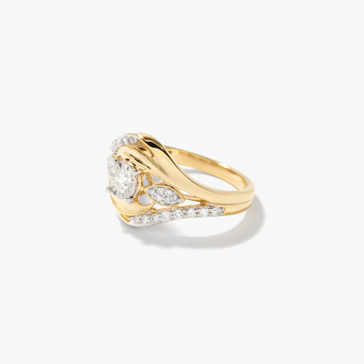 10K Yellow Gold Diamond Cluster Ring (0.37 ct tw)