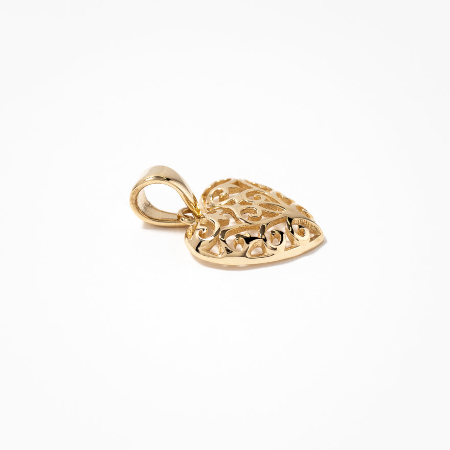 Filigree Heart Pendant in 14K Yellow Gold