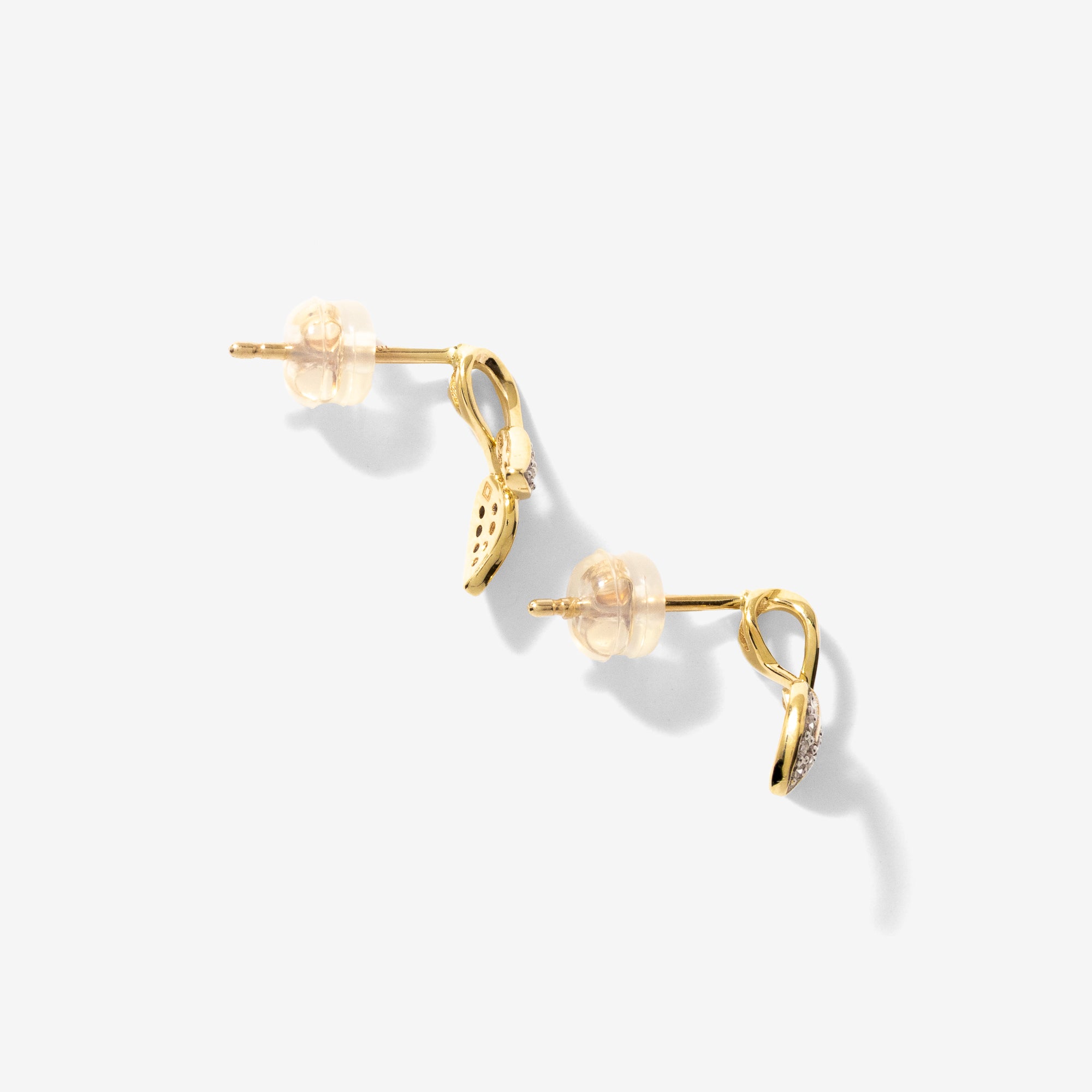 Diamond Leaf Stud Earrings in 10K Yellow Gold (0.12 ct tw)