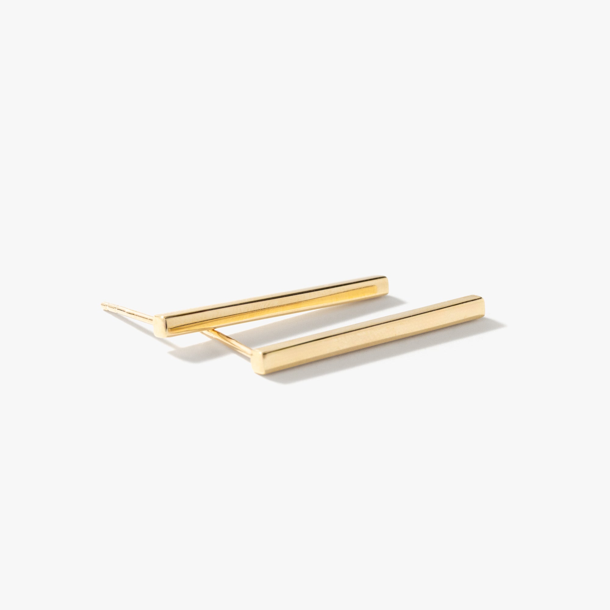 Bar Stud Earrings in 10K Yellow Gold