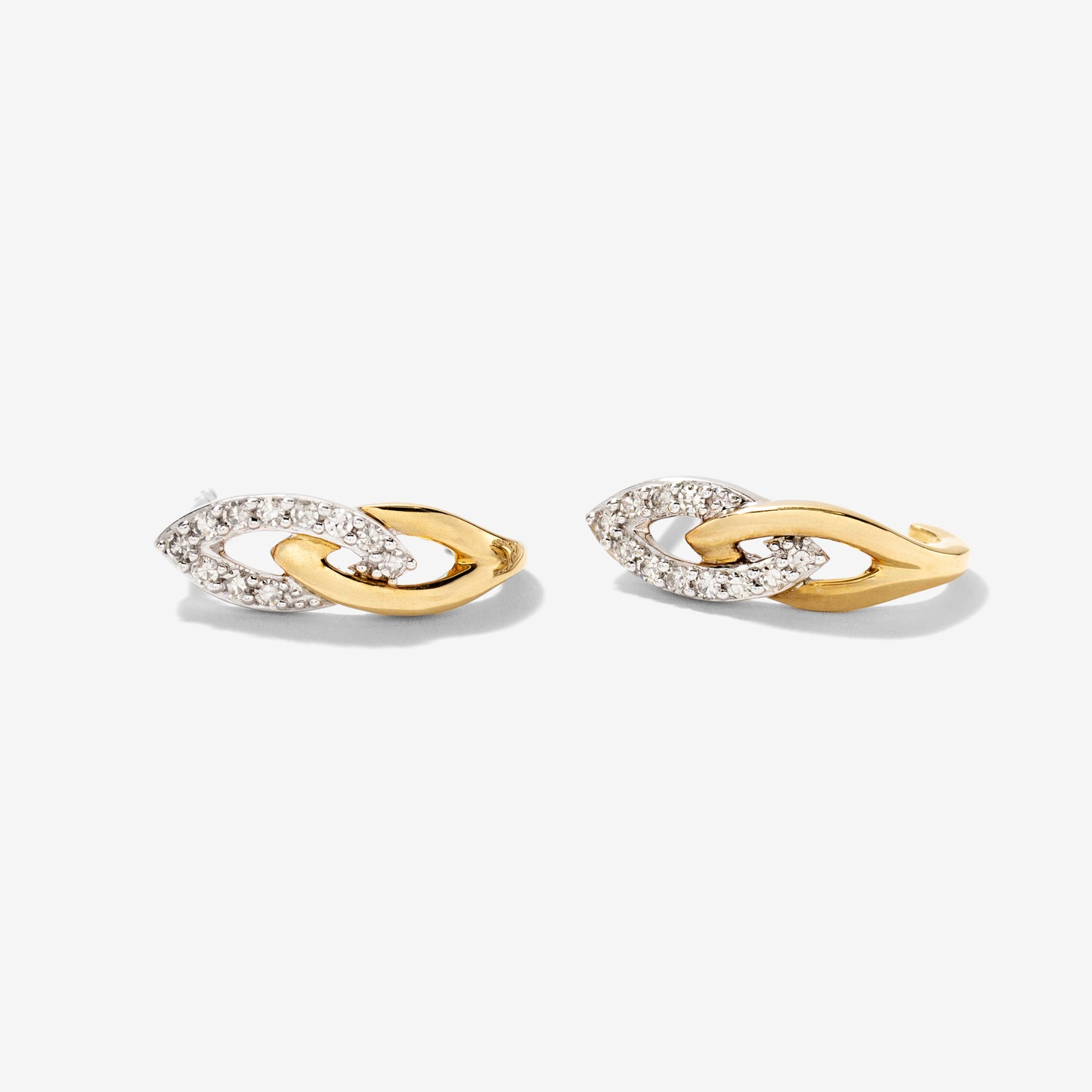 Diamond Knot Hook Earring in 10K Yellow and White Gold (0.15 ct tw)