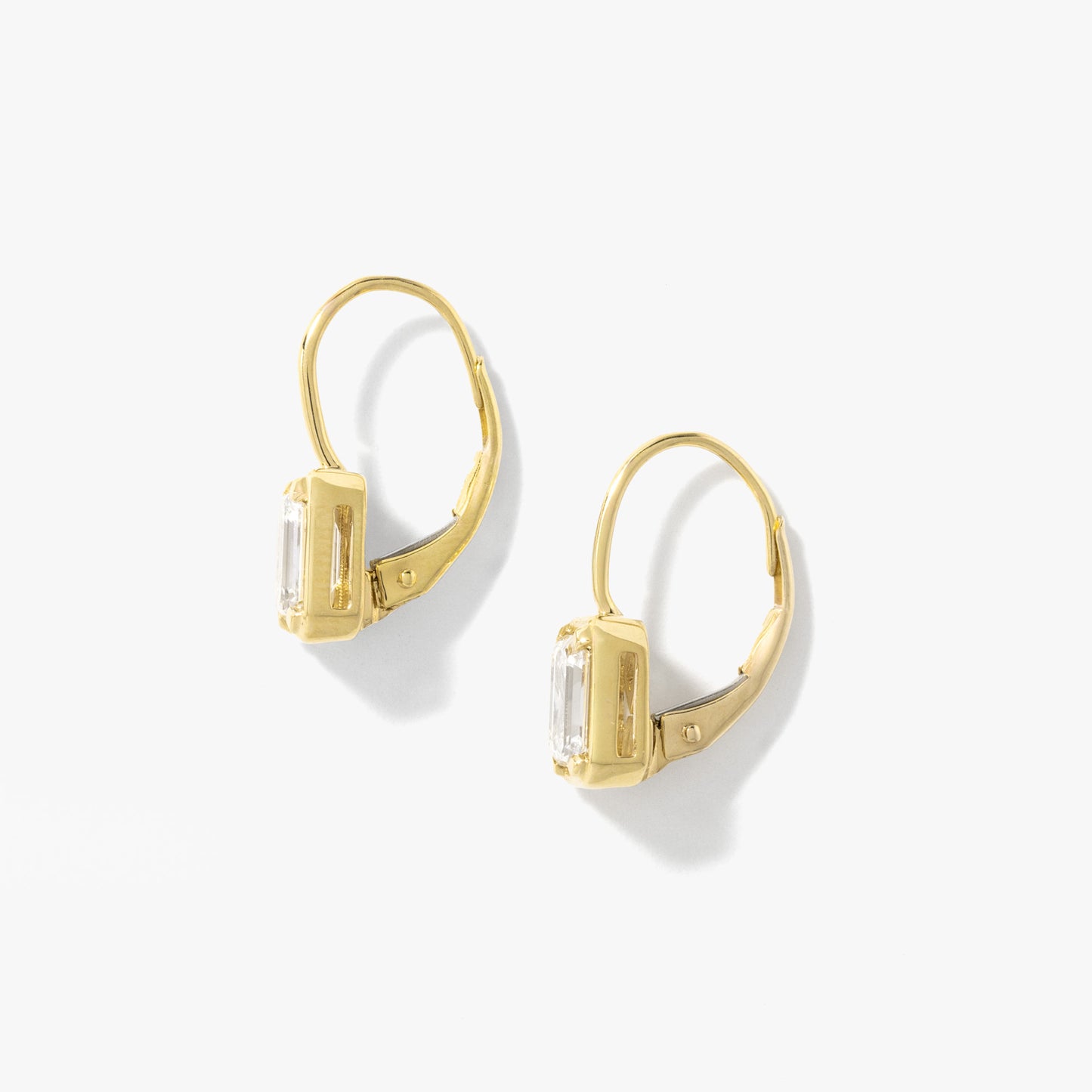 Lab Grown Emerald Shape Diamond Earrings in 10K Yellow Gold (1.50 ct tw)