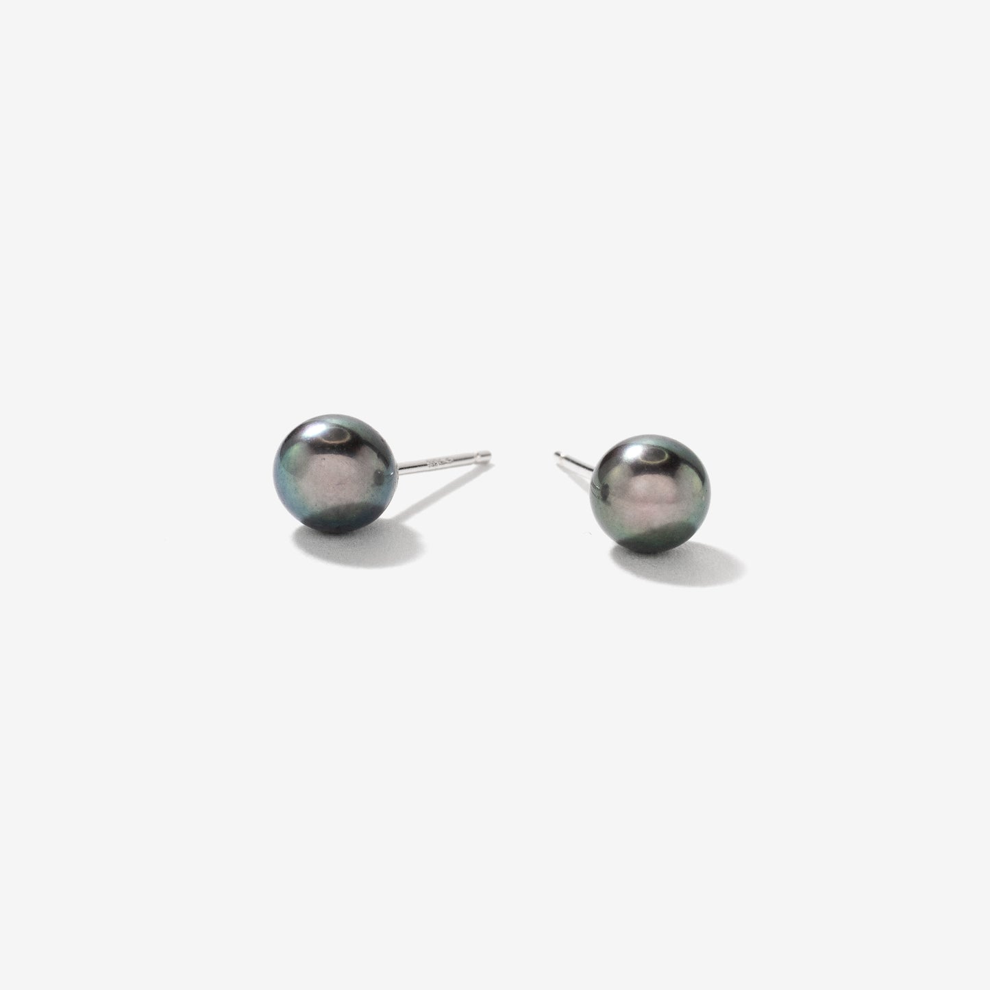 5-5.5mm Black Cultured Pearl Stud Earrings in 14K White Gold