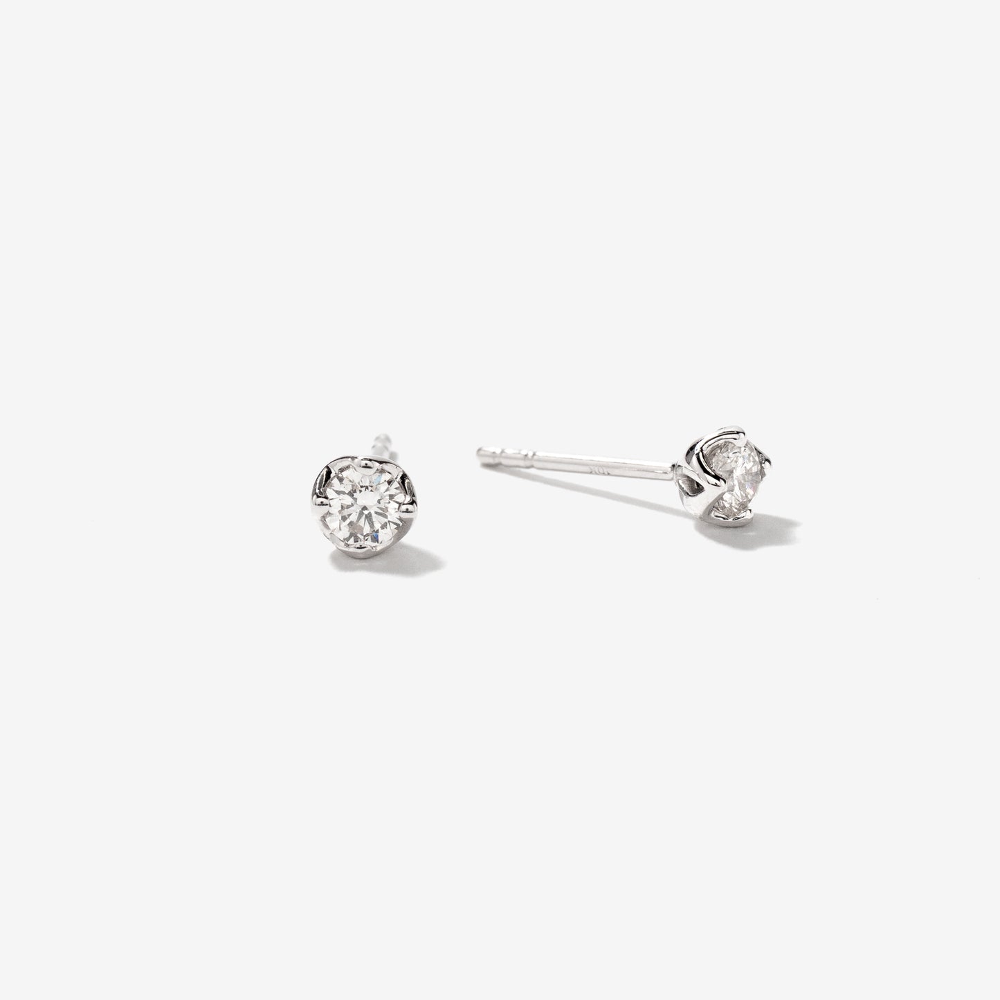 Diamond Stud Earrings in 10K White Gold (0.30 ct tw)