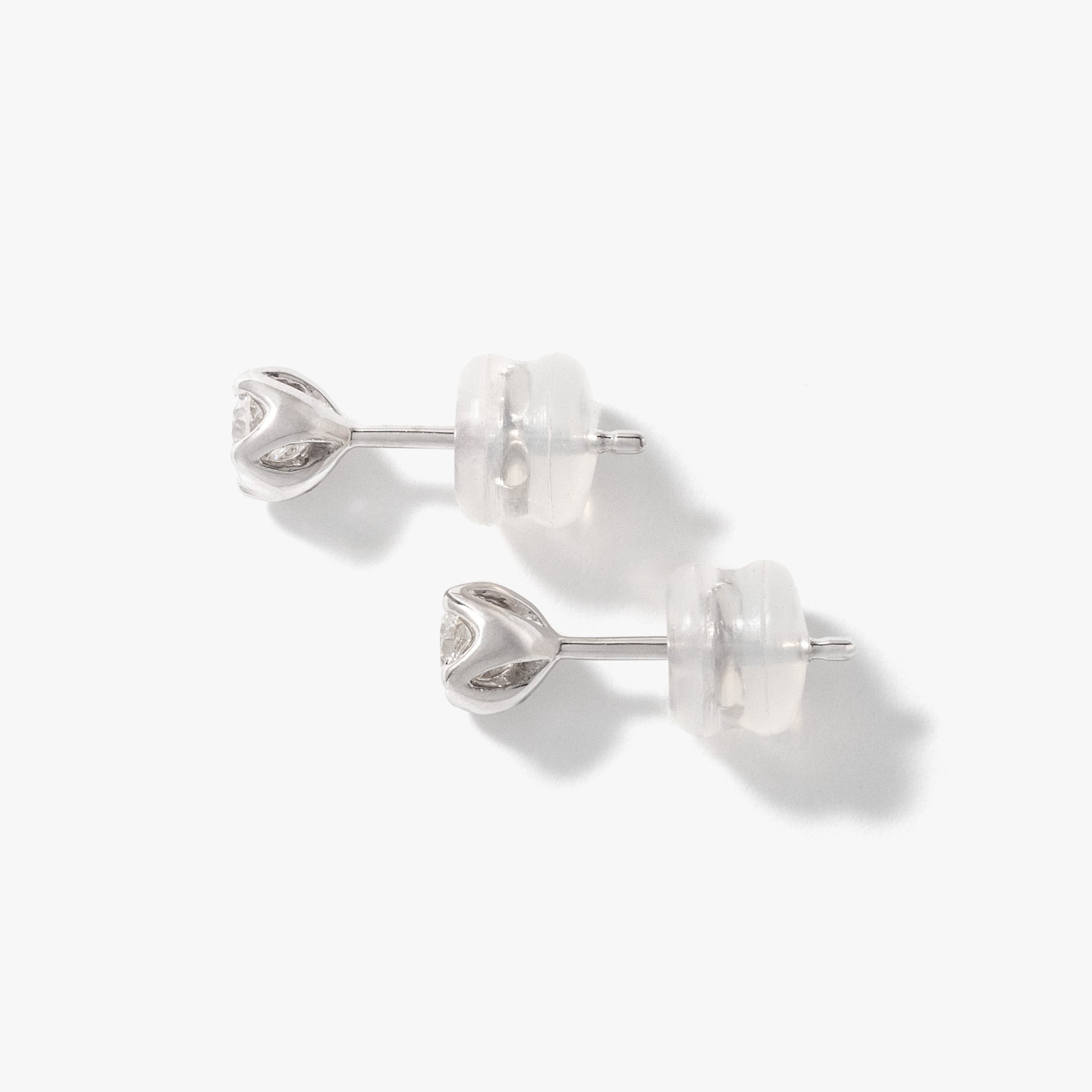 Diamond Stud Earrings in 10K White Gold (0.50 ct tw)