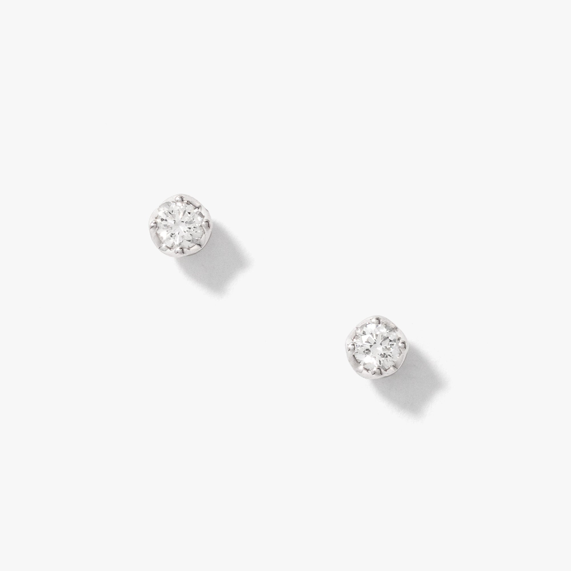 Diamond Stud Earrings in 10K White Gold (0.20 ct tw)