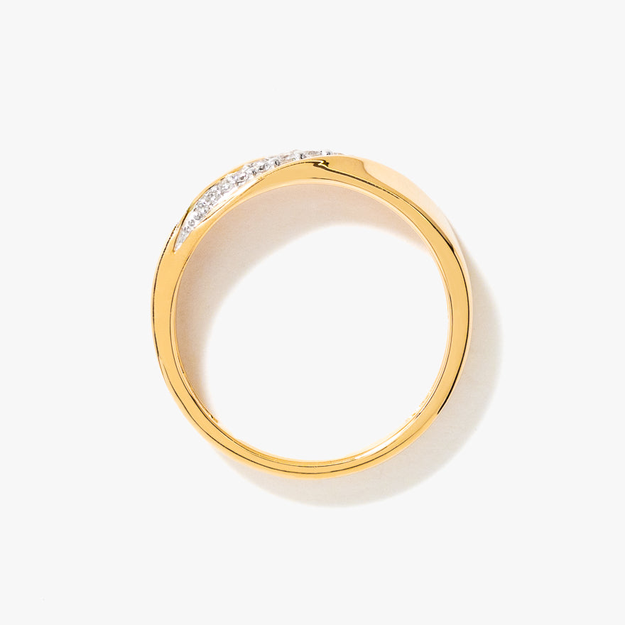 Men's Twist Diamond Band in 10K Yellow Gold (0.09 ct tw)