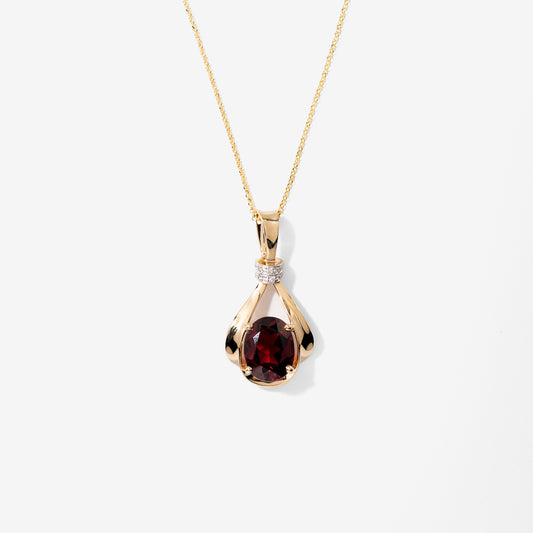 Garnet Necklace in 14K Yellow Gold