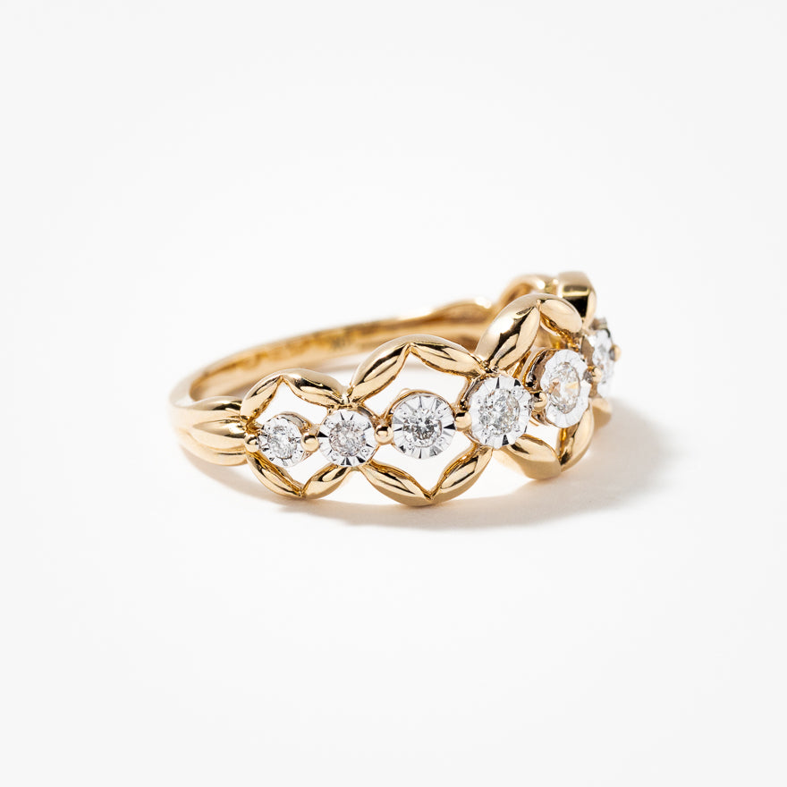 Diamond Cluster Ring in 10K Yellow and White Gold (0.22 ct tw)