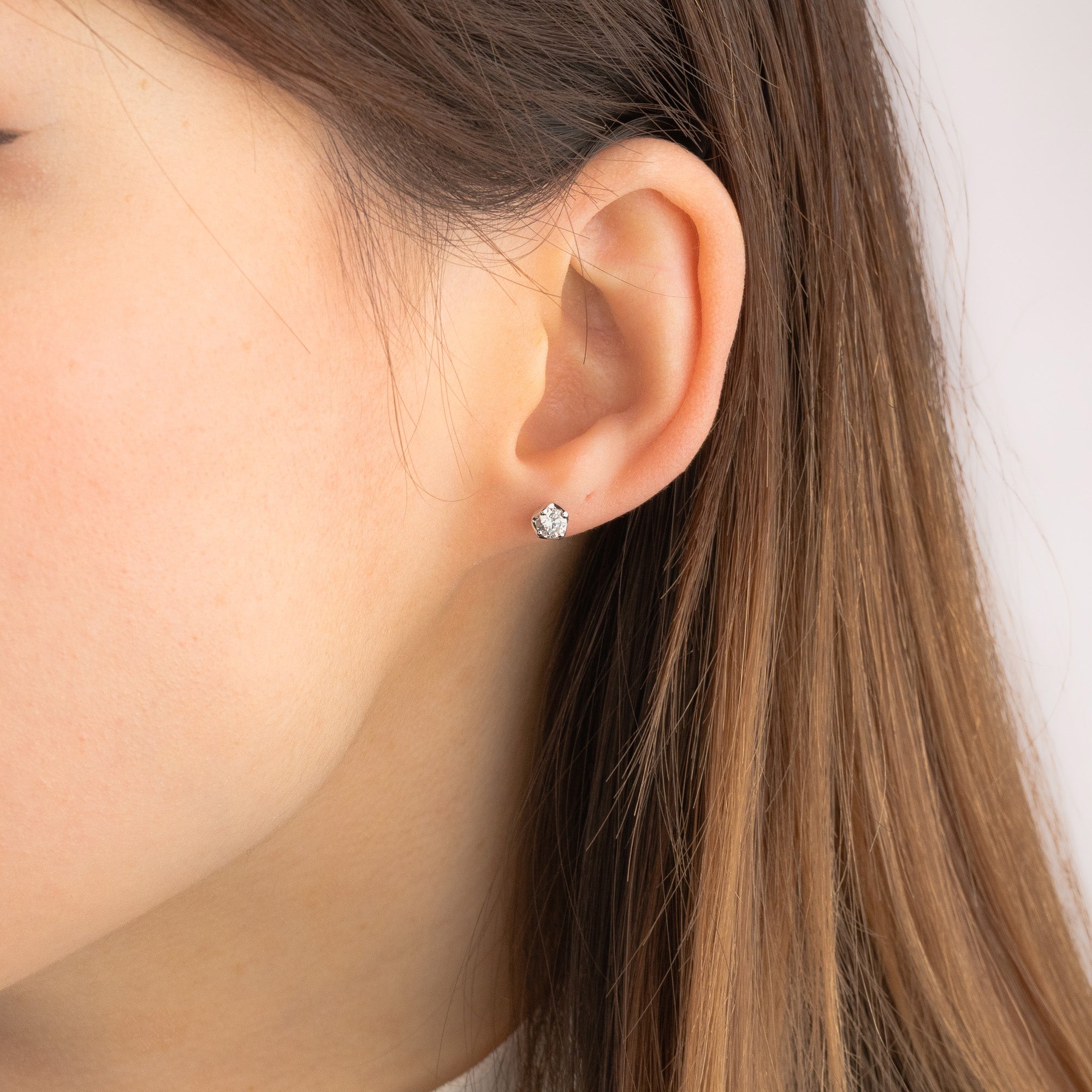 Diamond Stud Earrings in 10K White Gold (0.50 ct tw)