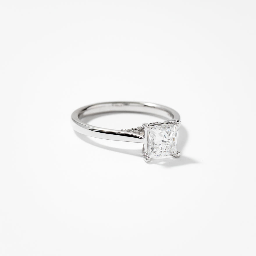 Lab Grown Princess Cut Diamond Engagement Ring (1.07 ct tw)