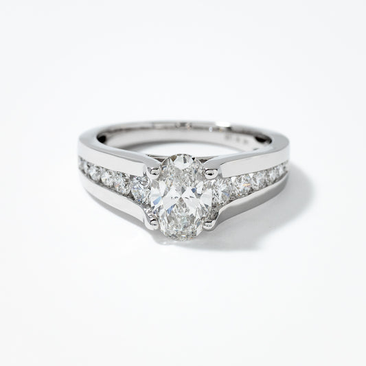 Lab Grown Oval Cut Diamond Engagement Ring in 14K White Gold (1.50 ct tw)