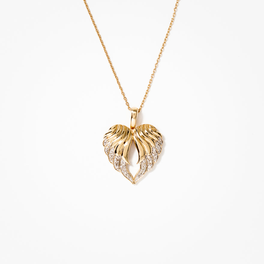 Diamond Angel Wing Necklace in 10K Yellow Gold (0.13 ct tw)