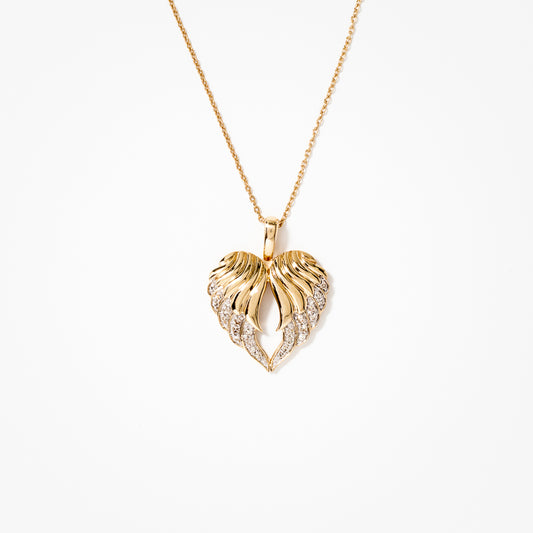 Diamond Angel Wing Necklace in 10K Yellow Gold (0.13 ct tw)