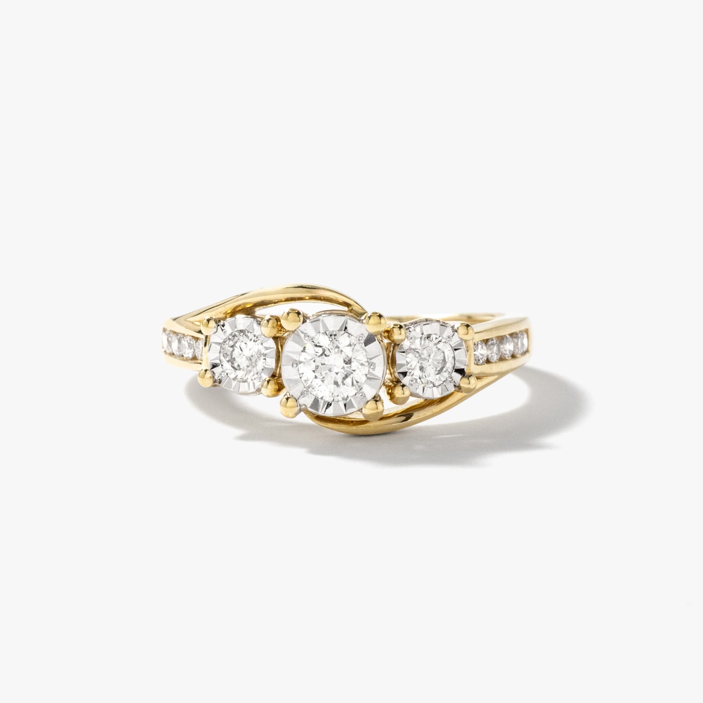 Diamond Cluster Ring in 10K Yellow and White Gold (0.50 ct tw)