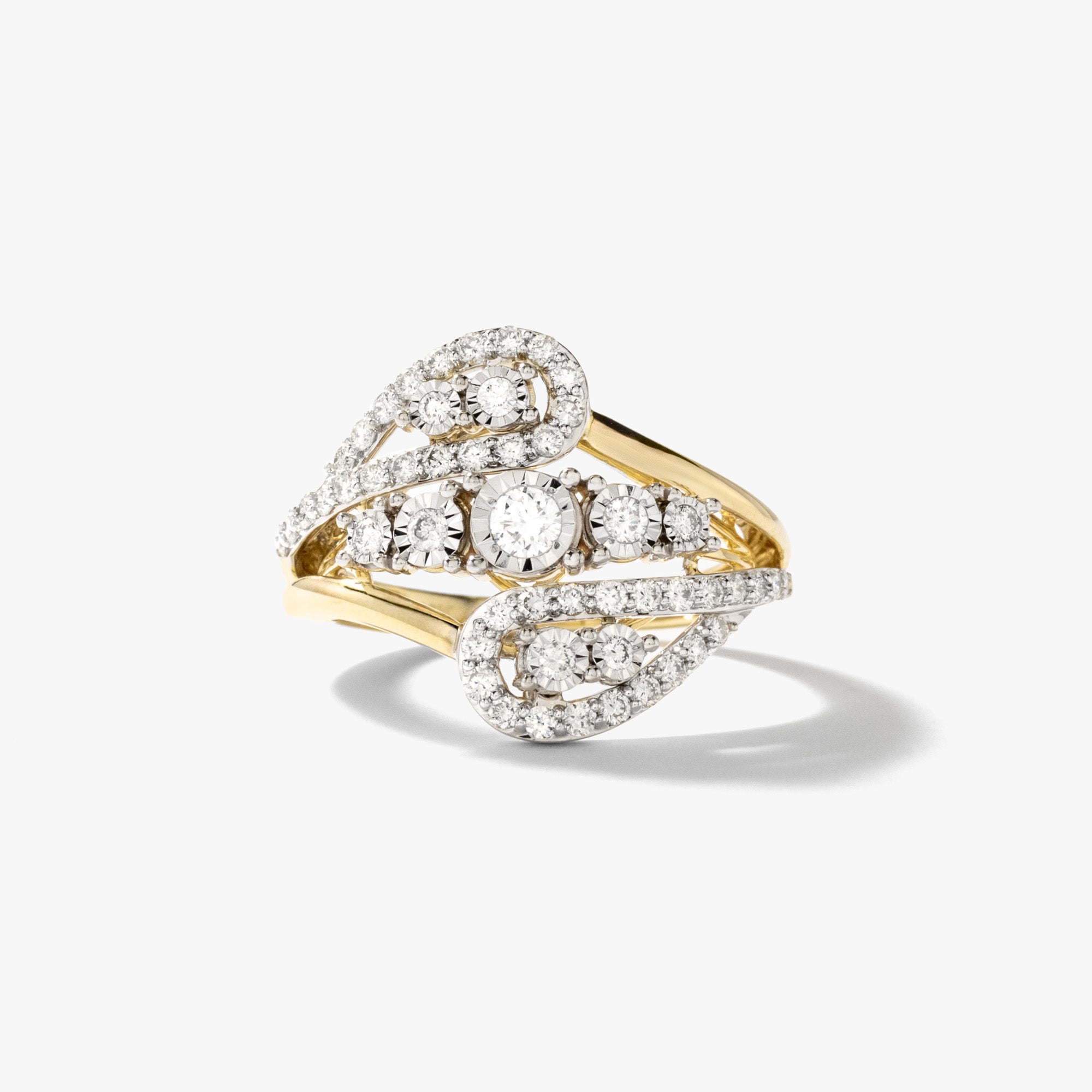 Diamond Dinner Ring in 10K Yellow and White Gold (0.68 ct tw)