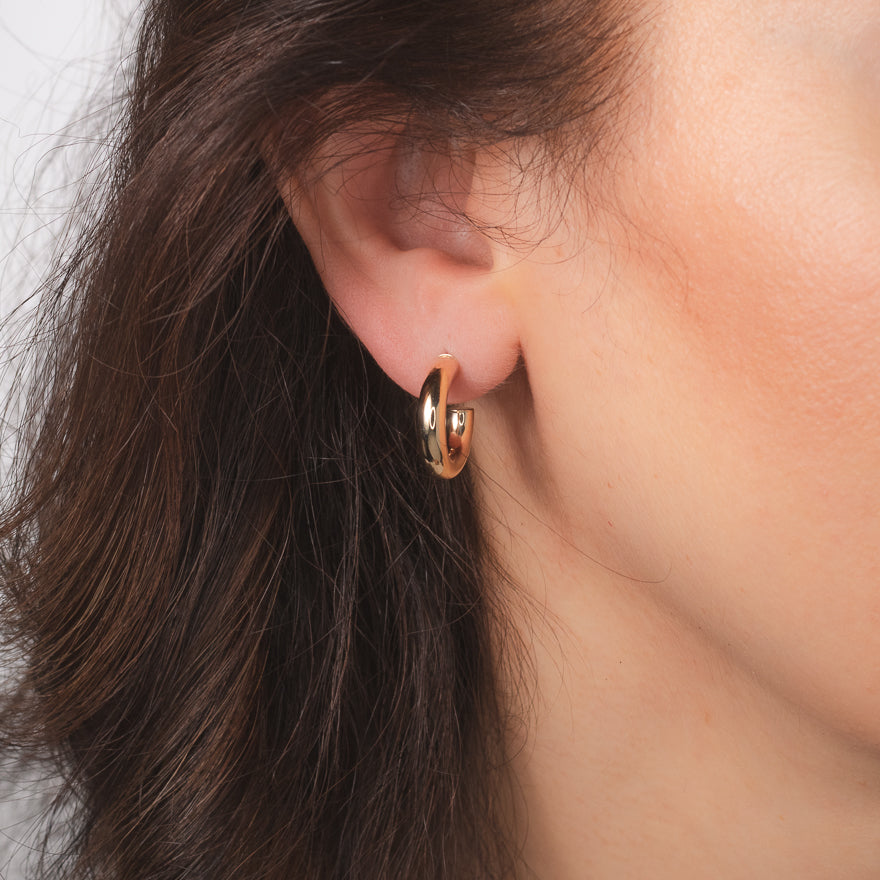 4x18mm Hoop Stud Earrings in 10K Yellow Gold