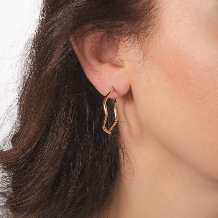 Wavy Hoop Earrings in 10K Yellow Gold