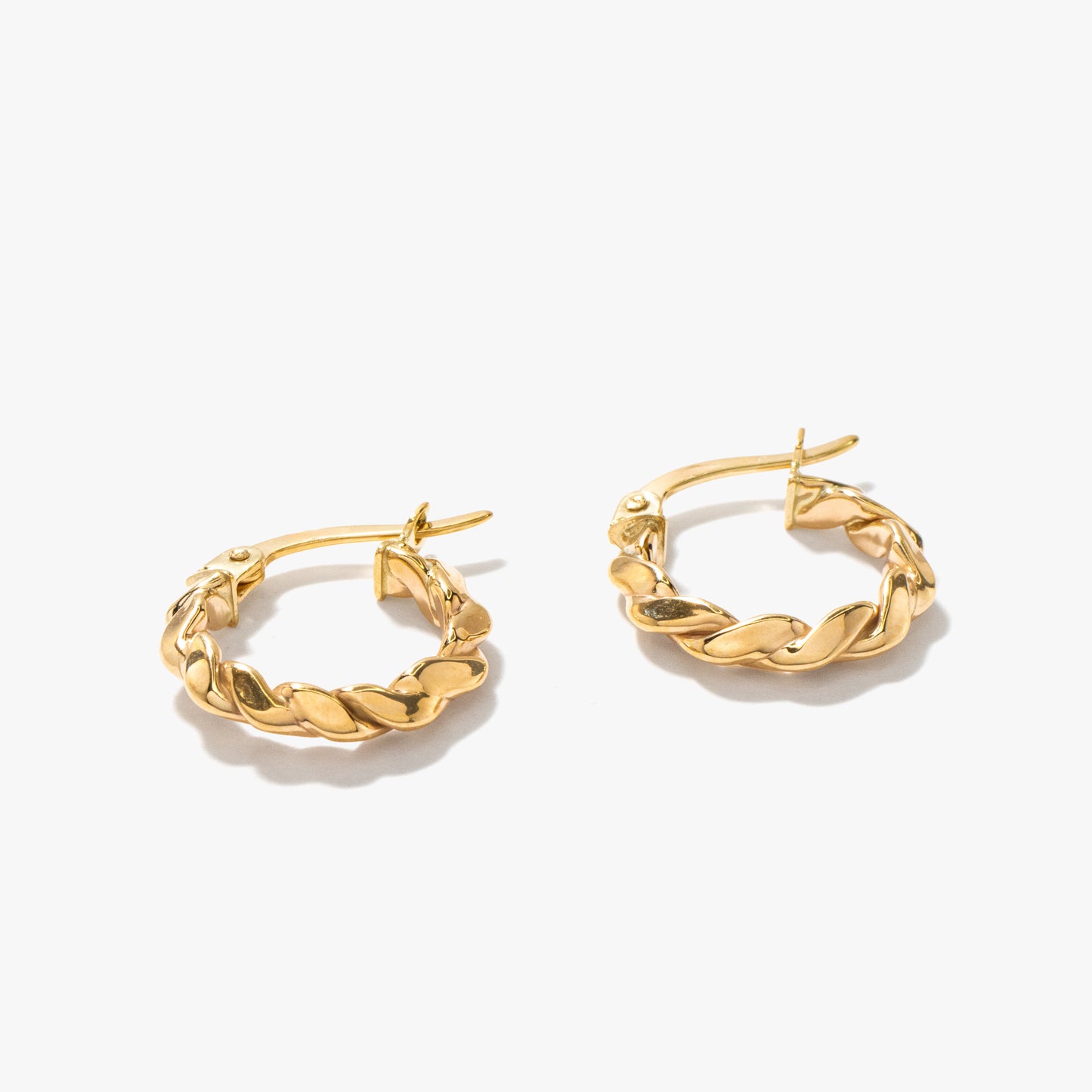Twisted Hoop Earrings in 10K Yellow Gold