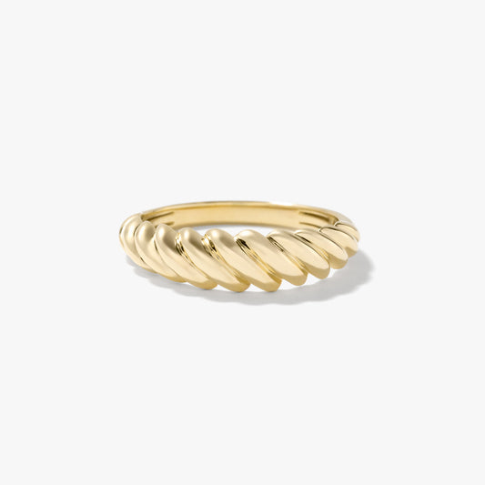 Hollow Baguette Ring in 10K Yellow Gold