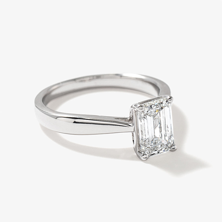 Lab Grown Emerald Cut Diamond Engagement Ring in 14K White Gold (1.50 ct tw)