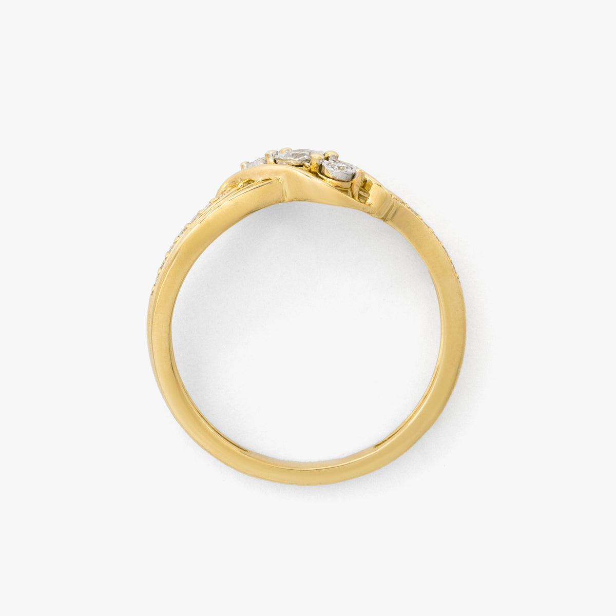 Diamond Cluster Ring in 10K Yellow Gold (0.15 ct tw)
