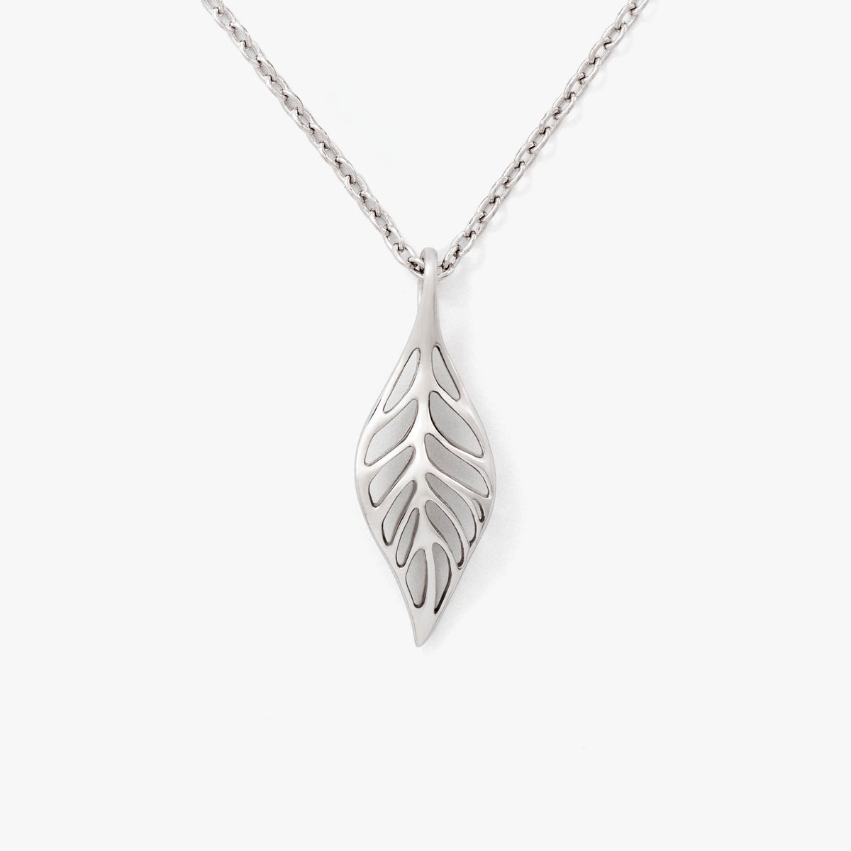 SilverNova Silver Leaf Necklace