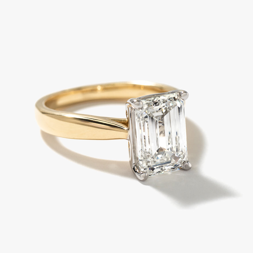 Lab Grown Emerald Cut Diamond Engagement Ring in 14K Yellow Gold (3.00 ct tw)