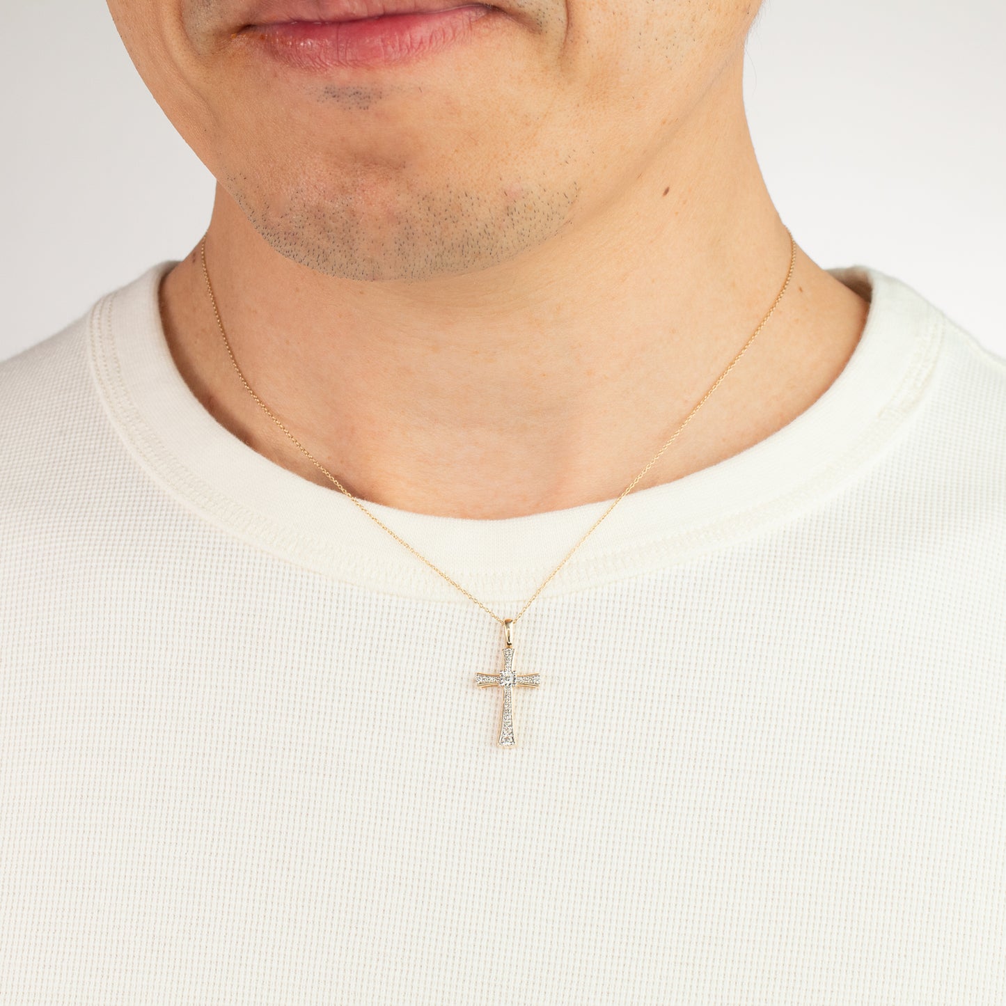 10K Yellow Gold Diamond Cross Pendant (0.21 ct tw)