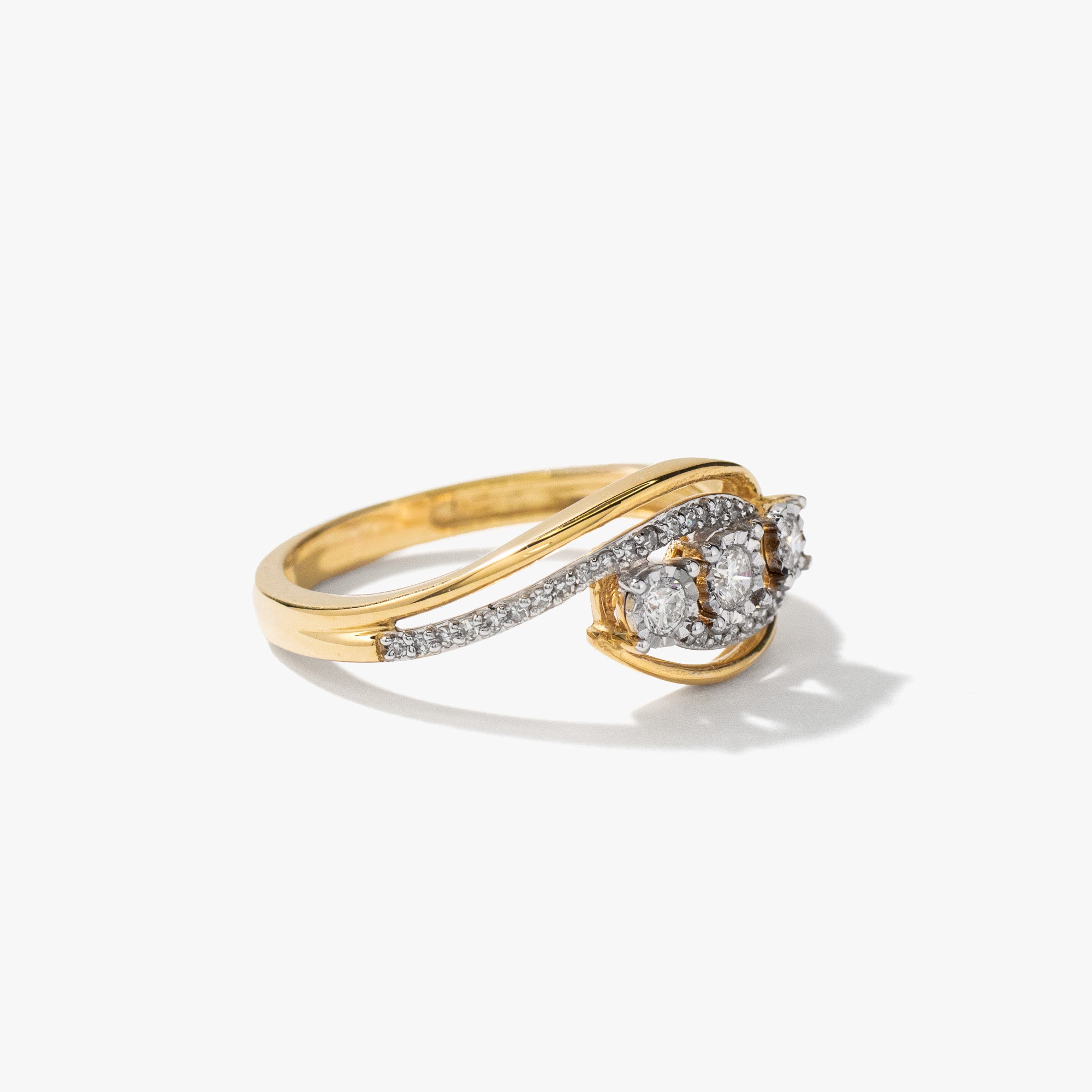 Diamond Cluster Ring 10K Yellow and White Gold (0.24 ct tw)