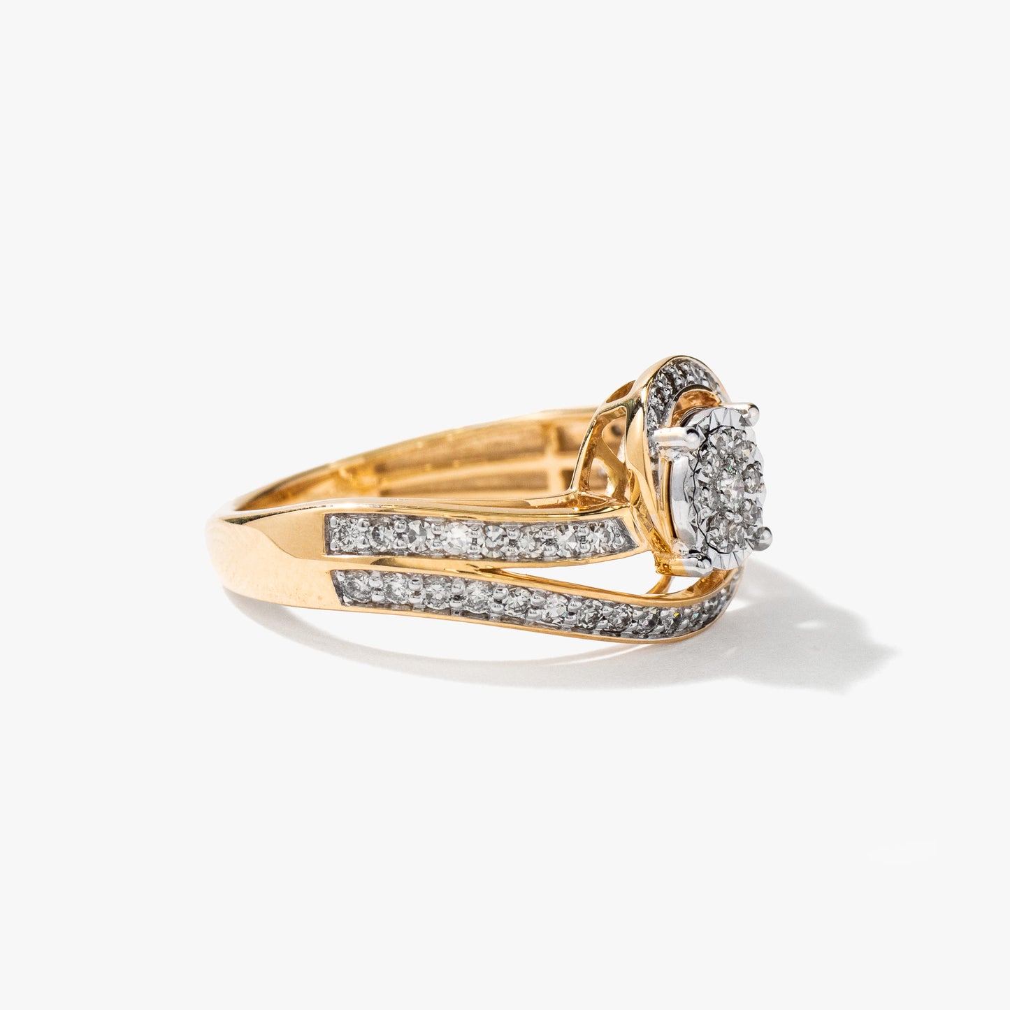 Diamond Cluster Dinner Ring in 10K Yellow Gold (0.50 ct tw)