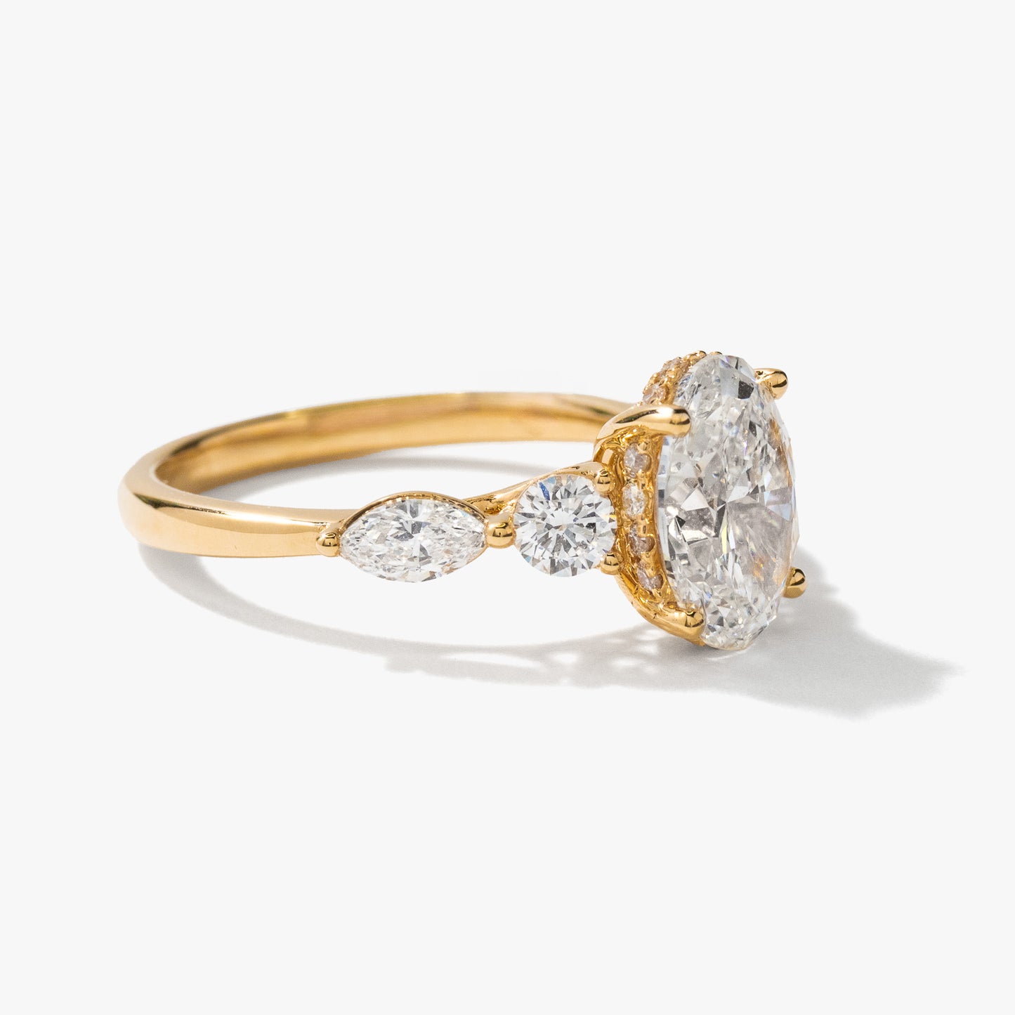 Lab Grown Oval Cut Diamond Engagement Ring in 14K Yellow Gold (2.75 ct tw)