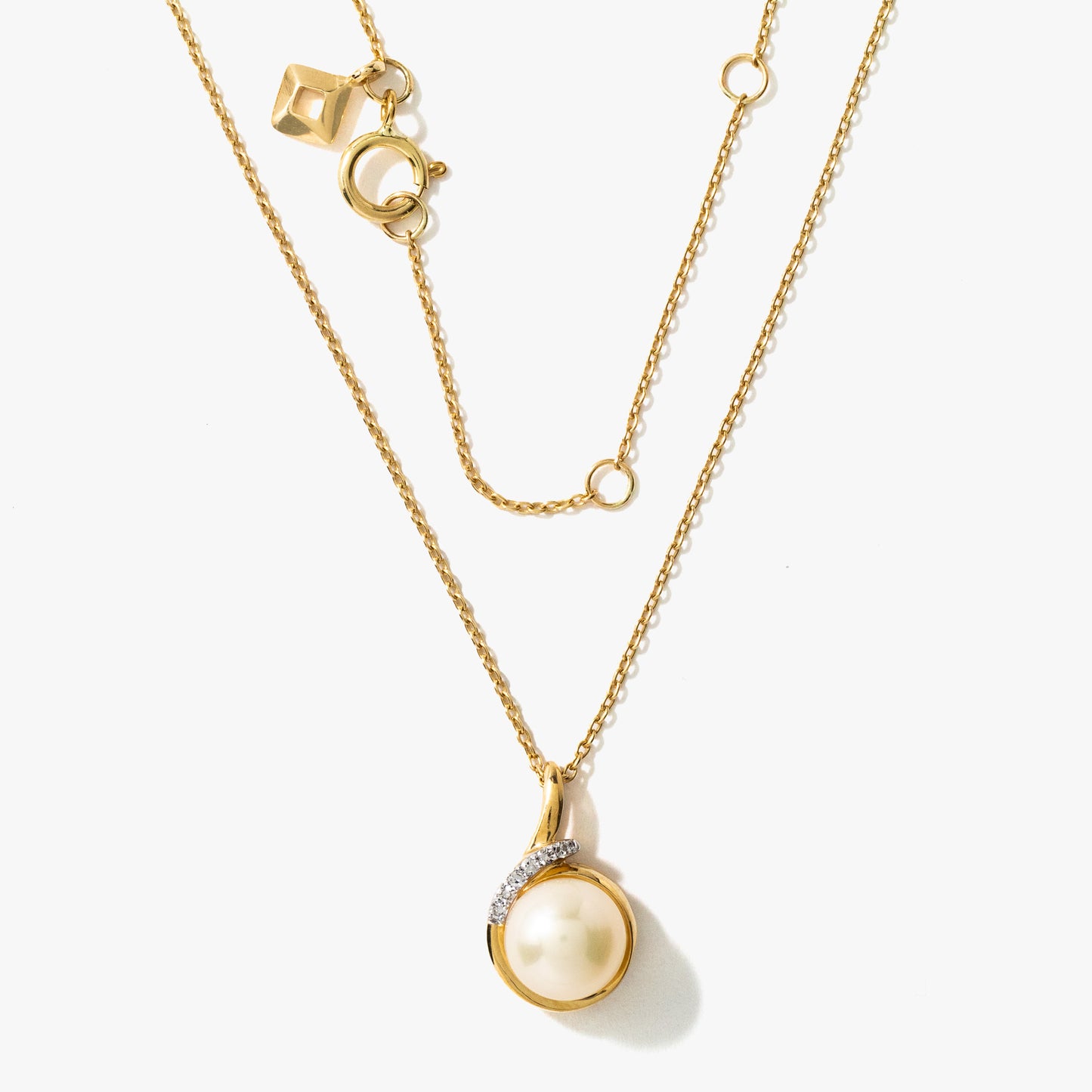 7mm Pearl Necklace in 10K Yellow Gold