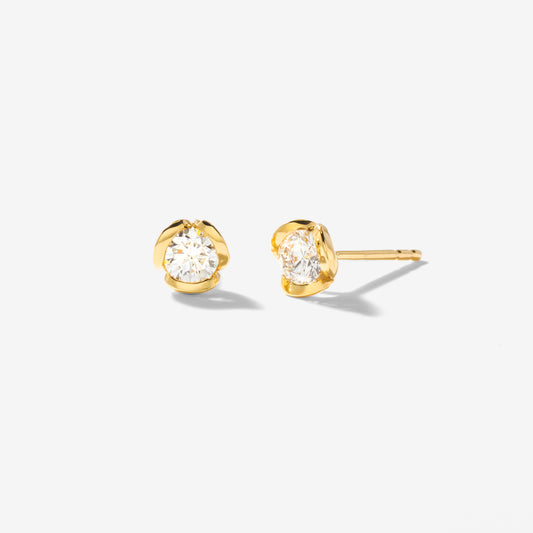 Lab Grown Diamond Flower Stud Earrings in 10K Yellow Gold (0.50 ct tw)