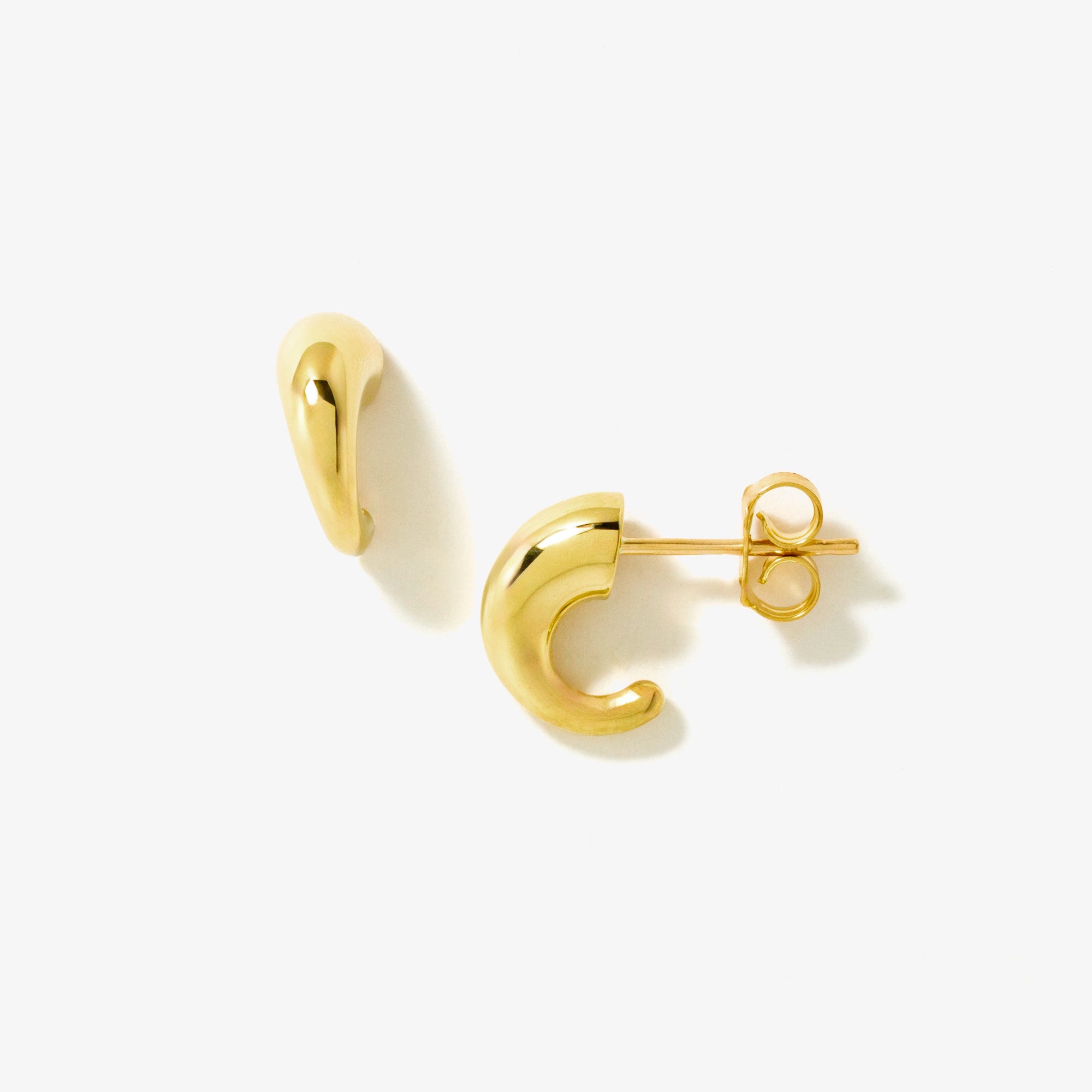 Hollow Rounded Horn Stud Earrings in 10K Yellow Gold