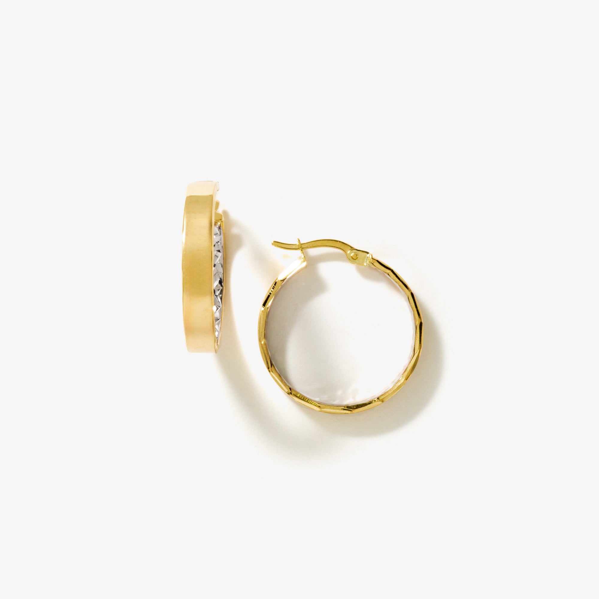 Hoop Earrings in 10K Yellow Gold