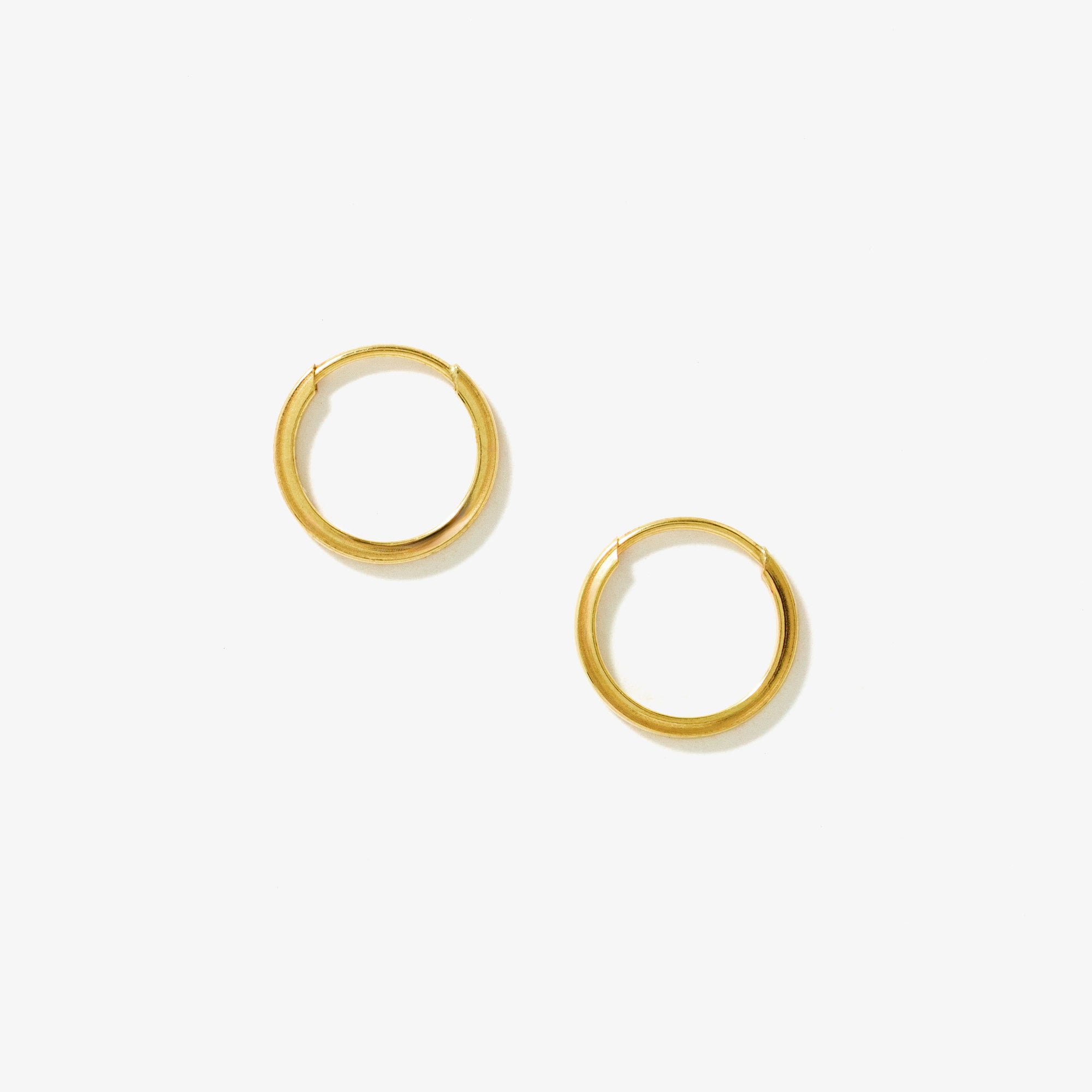 1x10mm Square Tube Flex Sleeper in 10K Yellow Gold