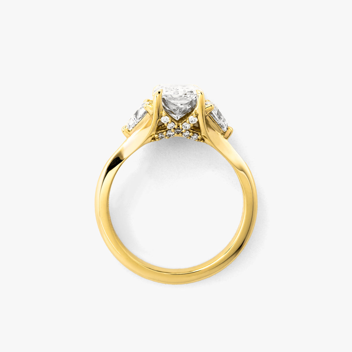 Radiant Cut Lab Grown Diamond Engagement Ring in 14K Yellow Gold (2.75 ct tw)