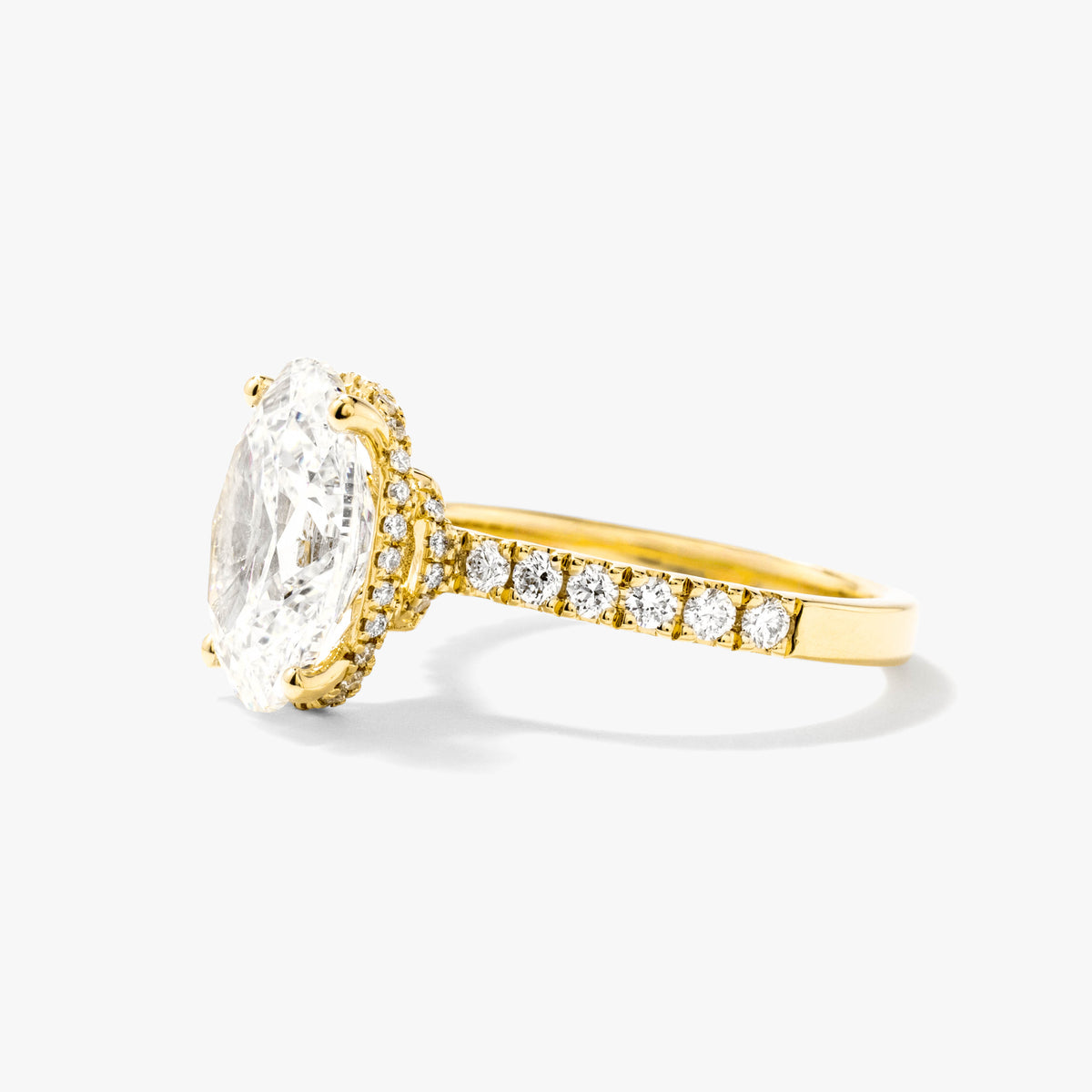 Lab Grown Oval Diamond Engagement Ring in 14K Yellow Gold (4.47 ct tw)