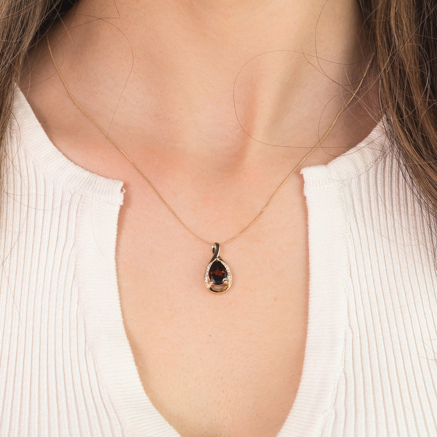 Garnet Necklace in 10K Yellow Gold