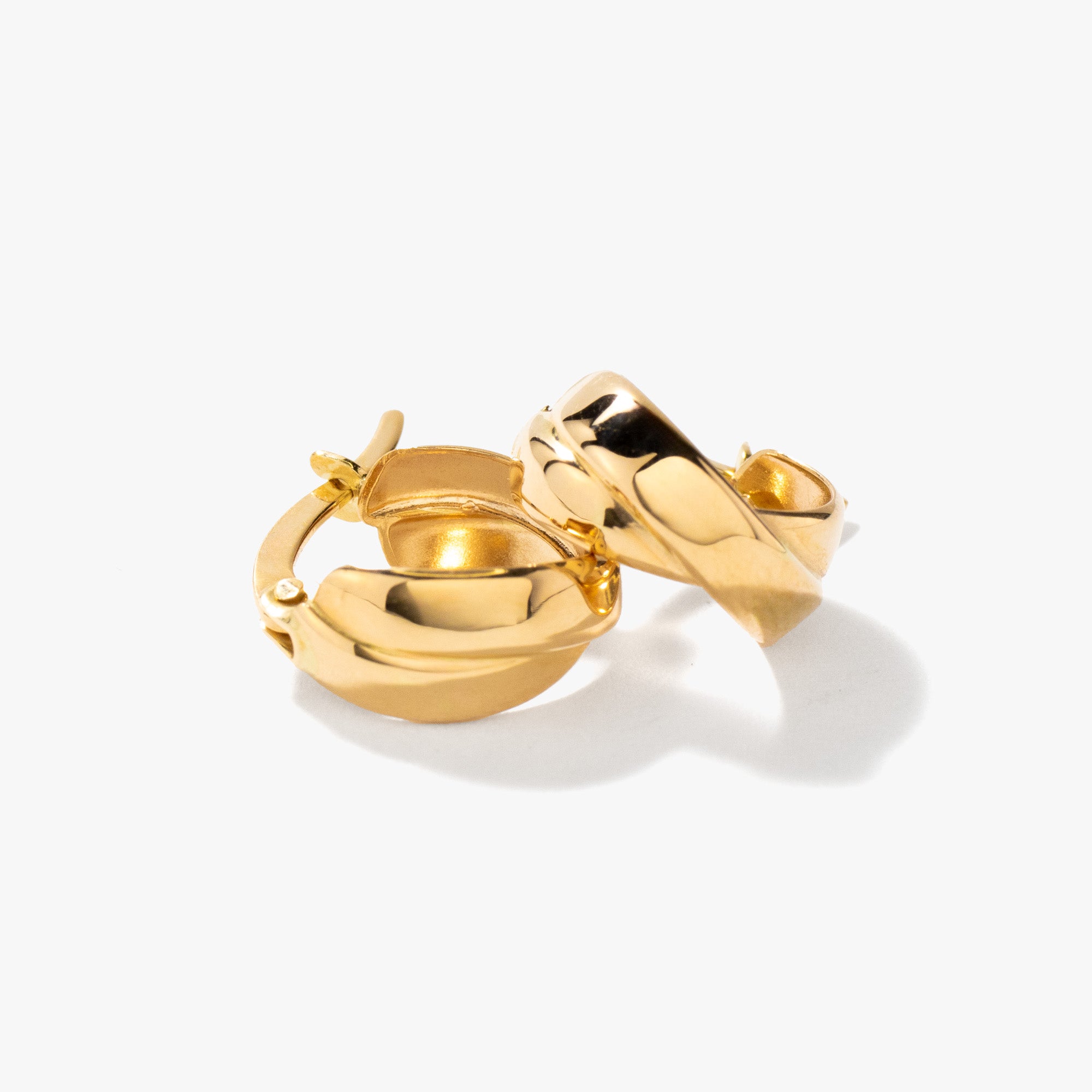 14K Yellow Gold Twist Hoop Earring