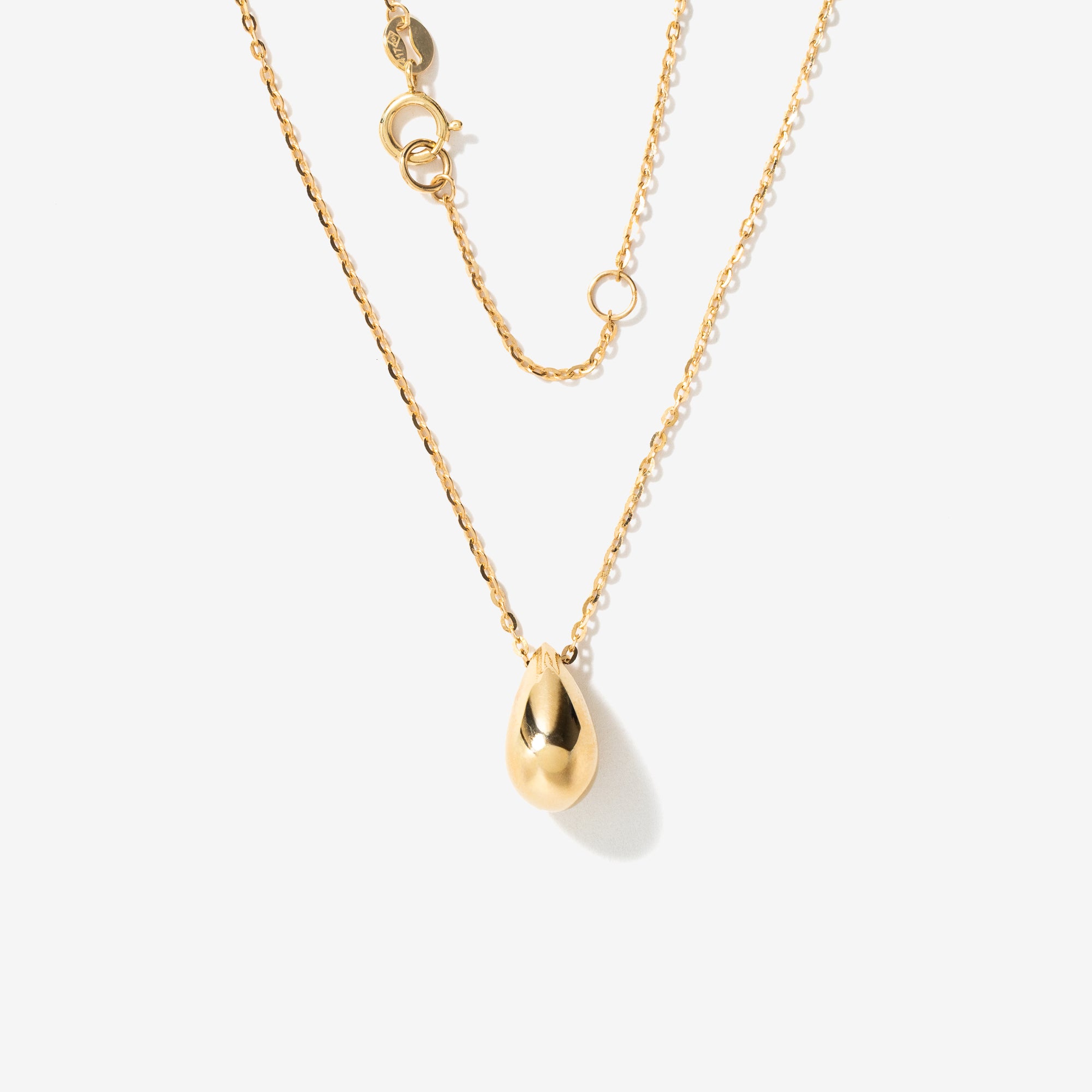 Oval Drop Necklace in 10K Yellow Gold