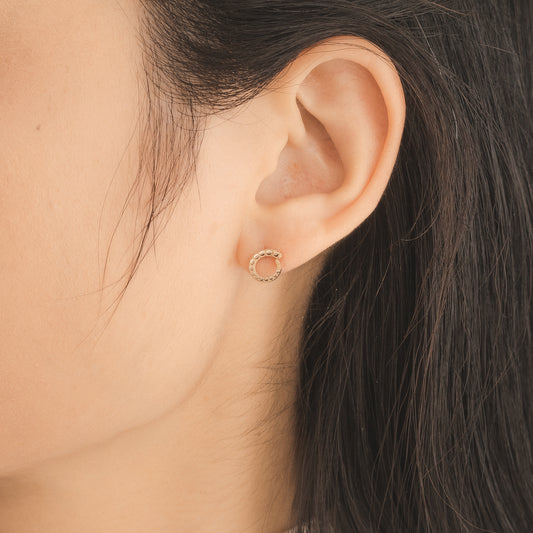 Swirl Stud Earrings in 10K Yellow Gold
