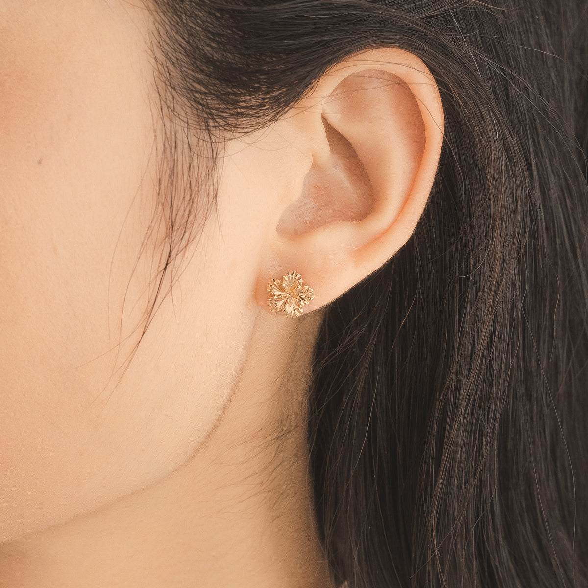 Hawaiian Flower Stud In 10K Yellow Gold