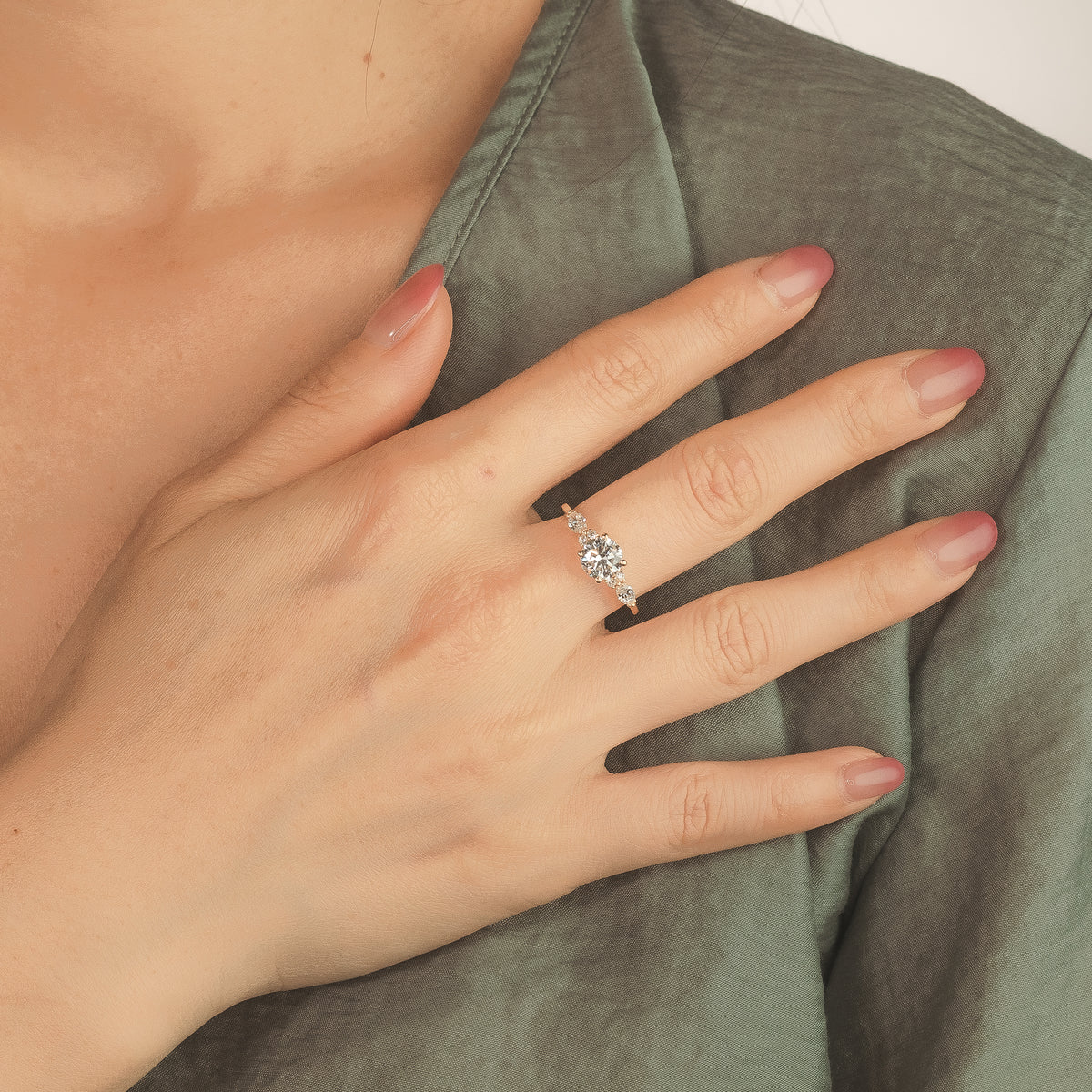 Lab Grown Diamond Engagement Ring in 14K Yellow Gold (1.30 ct tw)