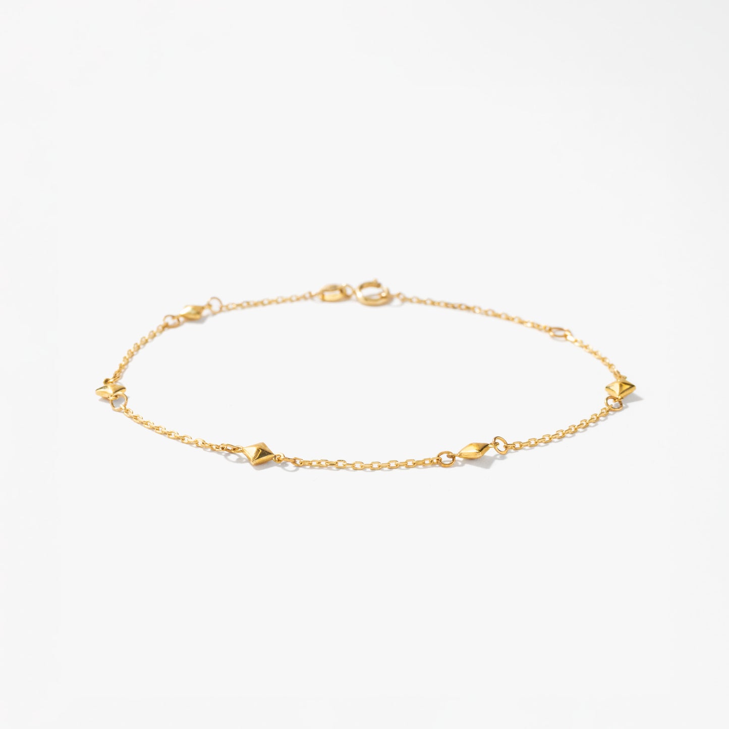Diamond Shape Link Bracelet in 10K Yellow Gold