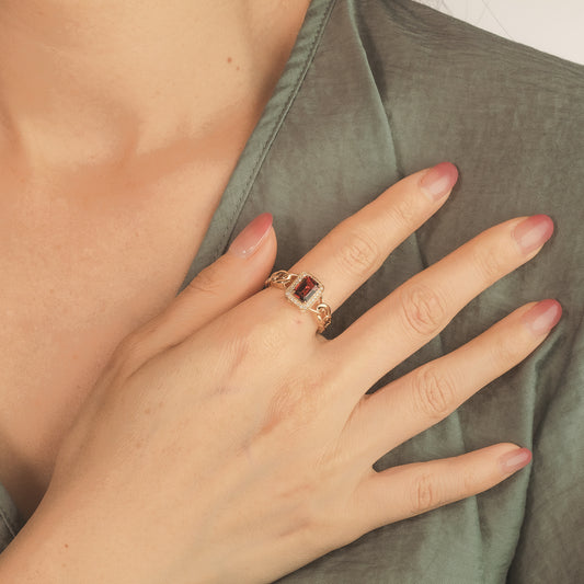 Garnet Chain Ring in 10K Yellow Gold