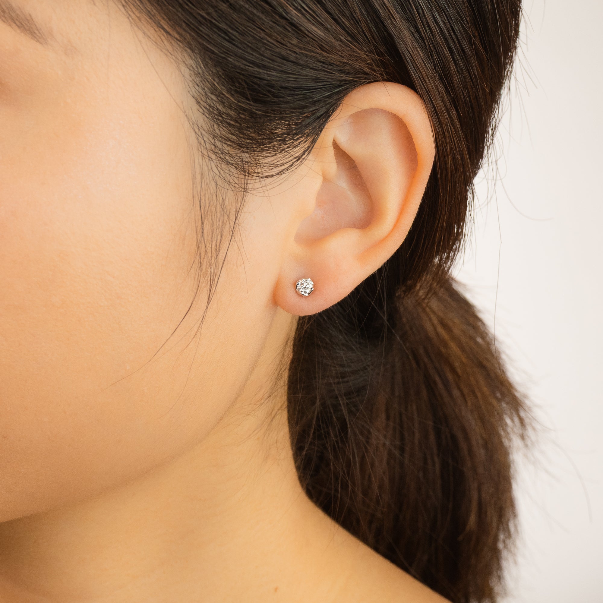 Diamond Stud Earrings in 10K White Gold (0.30 ct tw)