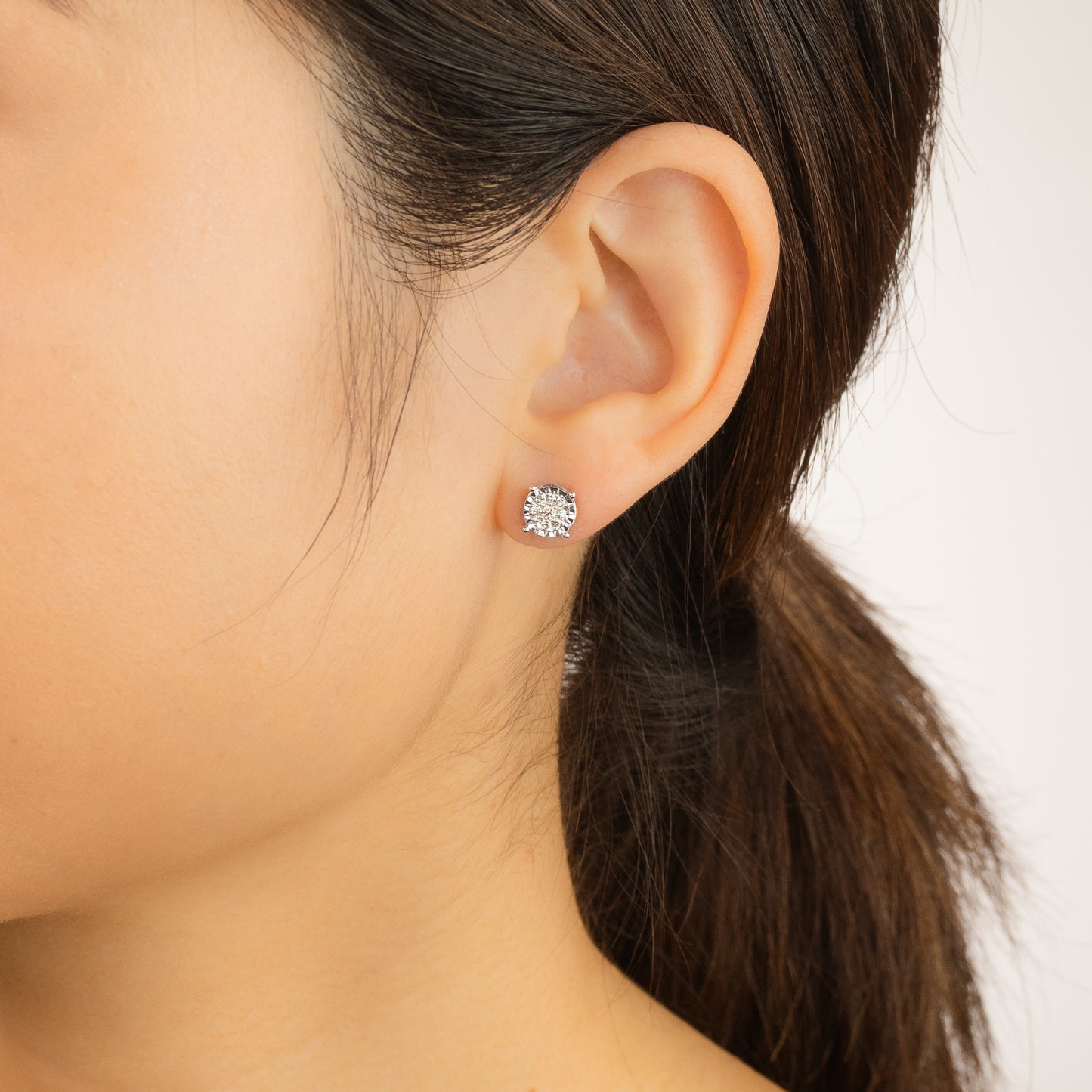 Diamond Cluster Stud Earrings in 10K White Gold (0.16 ct tw)